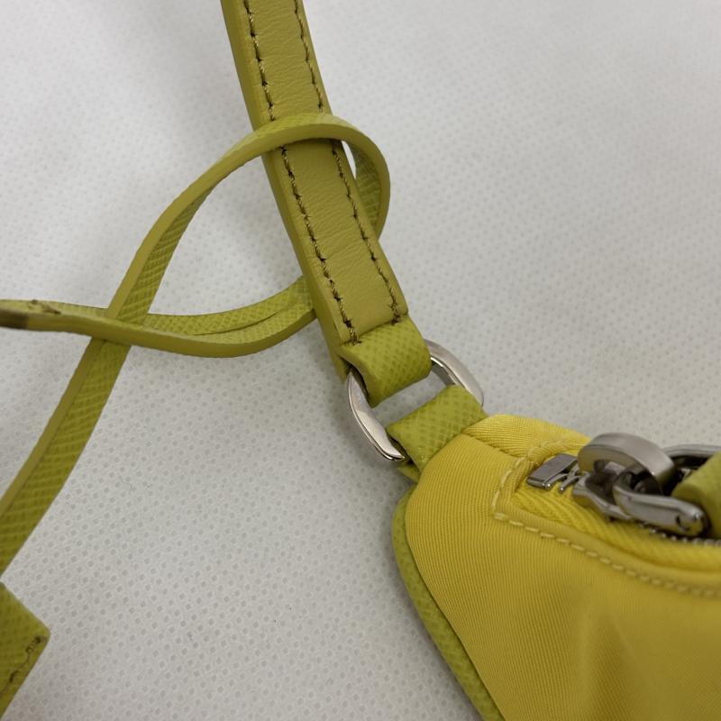 プラダ PRADA ハンドバッグ ハンドバッグ Re-Edition 2005 Re-Nylon ミニバッグ ナイロン 1NE204 - 黄 / イエロー / yellow レディース USED 古着 中古 50164490