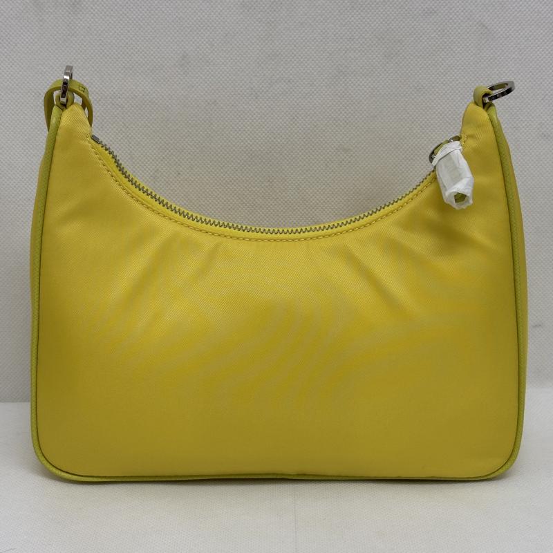 プラダ PRADA ハンドバッグ ハンドバッグ Re-Edition 2005 リエディション リナイロン トライアングルロゴプレート ミニ - 黄 / イエロー / yellow レディース USED 古着 中古 50164495