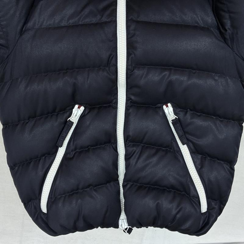 デュベティカ DUVETICA ジャケット、上着 ダウンジャケット DIONISIO WOOL ディオニシオ ウール カシミヤ U.2251.11/1087 フルジップ 短丈 フーデッド ダウンジャケット 44 レディース USED 古着 中古 50164601