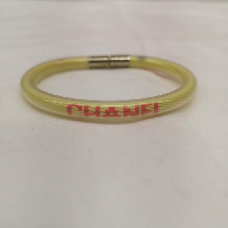 シャネル CHANEL アクセサリー ブレスレット、バングル ブレスレット スポーツライン ロゴ チューブバングル 00T - 黄 / イエロー / yellow レディース USED 古着 中古 50164604