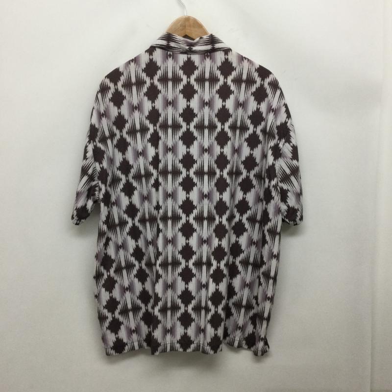 イロコイ Iroquois シャツ、ブラウス 半袖 iroquois 378108 オープンカラー　アロハ　レーヨン　半袖シャツ 2 総柄 白 / ホワイト / white X 紫 / パープル / purple メンズ USED 古着 中古 50164607