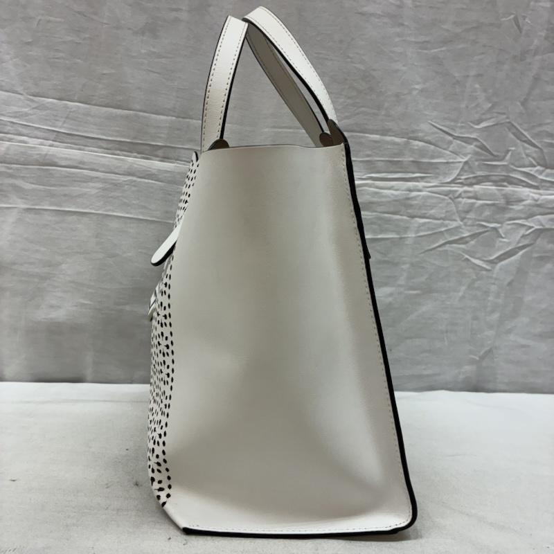 フルラ FURLA トートバッグ トートバッグ サリー フラワー パンチング トートバッグ 花柄 カットワーク レザー チャーム付き - レディース USED 古着 中古 50164679