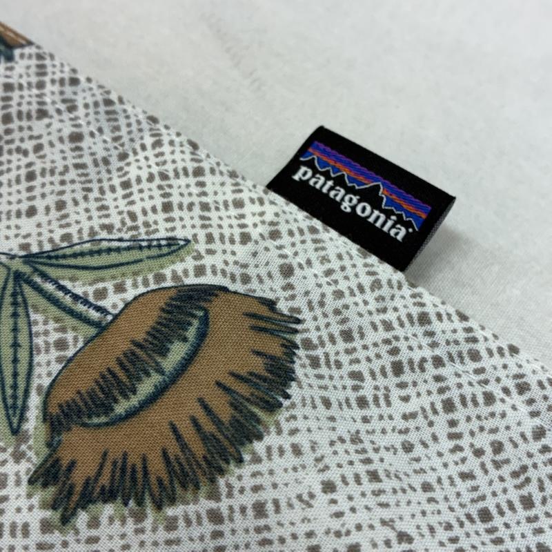 パタゴニア patagonia シャツ、ブラウス 半袖 23ss Go To Shirt 総柄 ボタンシャツ 52691 M メンズ USED 古着 中古 50164684