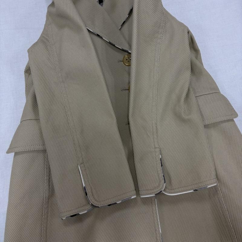 バーバリー・ブルーレーベル BURBERRY BLUE LABEL ジャケット、上着 ジャケット、ブレザー パイピング ミドルコート ノバチェック ダブルブレスト 金ボタン Aライン フォーマル ジャケット 38 無地 ベージュ / ベージュ / beige レディース USED 古着 中古 50164707