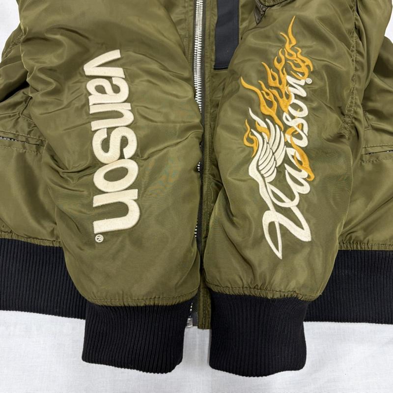 ヴァンソン VANSON ジャケット、上着 フライトジャケット NVJK-2304 MA-1 フライトジャケット フライングスター ロゴ 刺繍 ワッペン パッチ IDEALジップ ライダース バイカー XXL 総柄 X ロゴ、文字 カーキ / カーキ / khaki X 黒 / ブラック / black メンズ USED 古着 中古 50164740