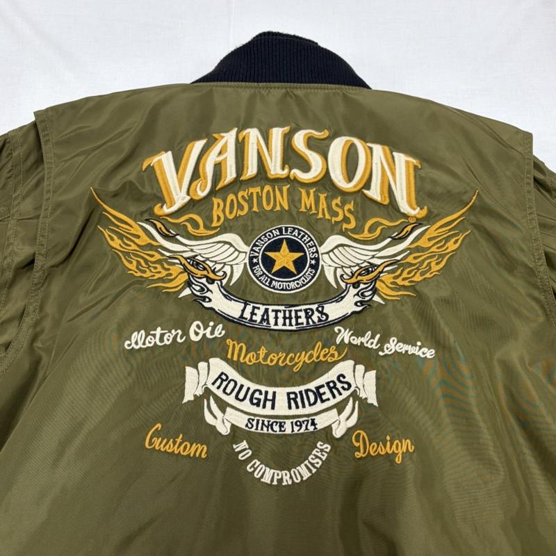ヴァンソン VANSON ジャケット、上着 フライトジャケット NVJK-2304 MA-1 フライトジャケット フライングスター ロゴ 刺繍 ワッペン パッチ IDEALジップ ライダース バイカー XXL 総柄 X ロゴ、文字 カーキ / カーキ / khaki X 黒 / ブラック / black メンズ USED 古着 中古 50164740