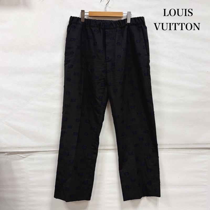 ルイヴィトン LOUIS VUITTON パンツ スラックス モノグラム エンボス ロゴ イージー スラックス パンツ ジッパーフライ 総柄 イタリア製 ウール コットン 刺繍 54 - ロゴ、文字 X 総柄 X 刺繍 黒 / ブラック / black X 紺 / ネイビー / navy メンズ USED 古着 中古 50164795