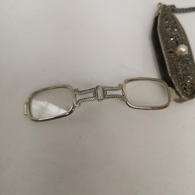 古着 USED アクセサリー ネックレス、ペンダント アンティーク シルバー ネックレス ペンダント 折りたたみ式 携帯眼鏡 ロニエット SV925 - レディース USED 古着 中古 50164819