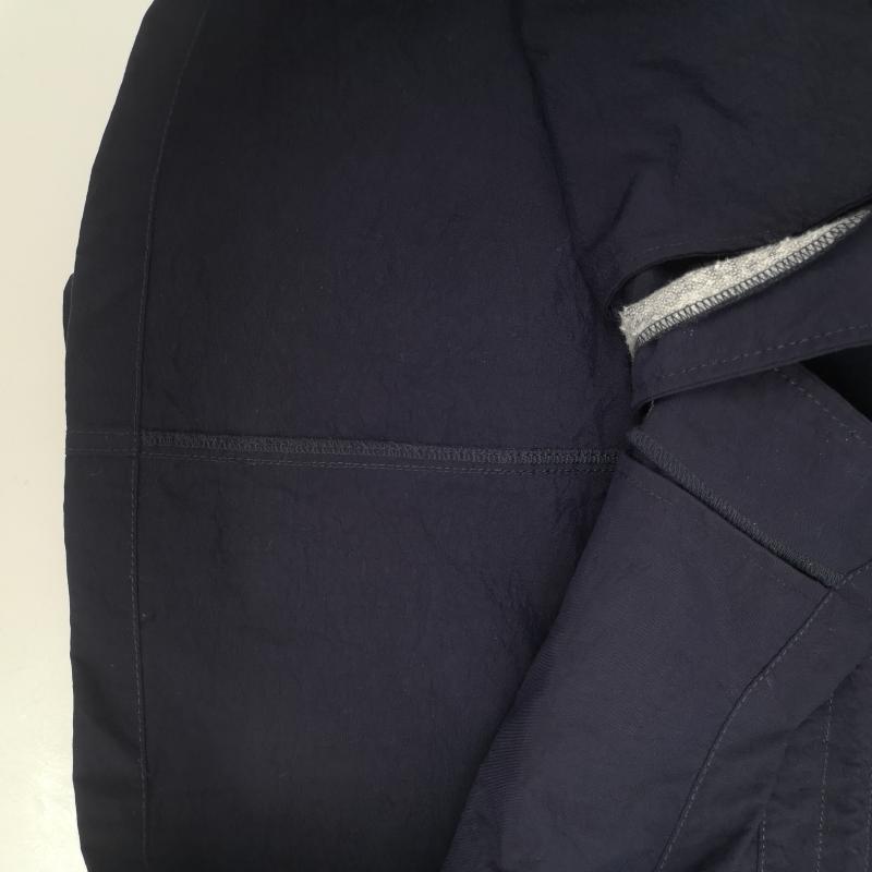 チャンピオン Champion ジャケット、上着 ジャケット、ブレザー 20SS アーチロゴ 刺繡 スタンドカラー仕様 立襟 ナイロンジャケット C8-R604 L 紺 / ネイビー / navy メンズ USED 古着 中古 50164925
