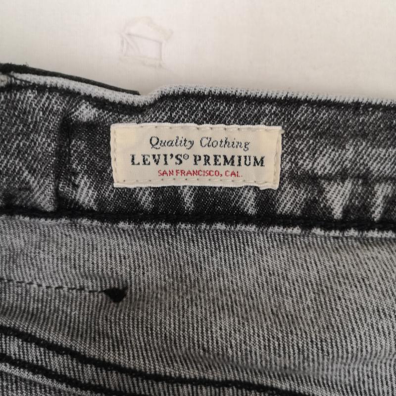 リーバイスプレミアム Levis PReMIUM パンツ デニム、ジーンズ 色落ち ケミカルウォッシュ ルーズテーパード デニム パンツ 562 75747-0016 32インチ 灰 / グレー / gray メンズ USED 古着 中古 50164946