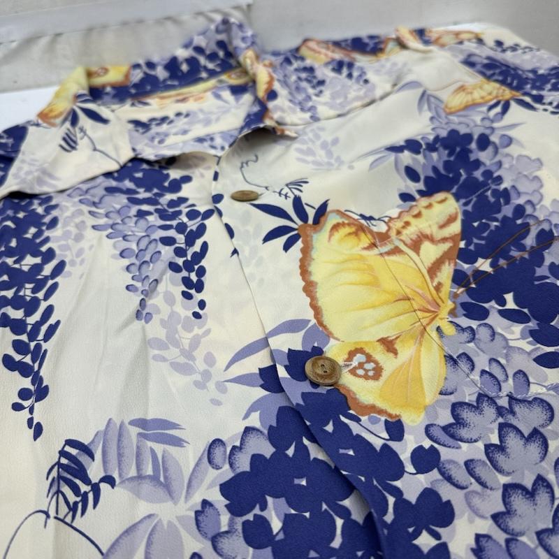 サンサーフ SUN SURF シャツ、ブラウス 半袖 2008 WISTERIA & BUTTERFLY 藤 蝶 総柄 アロハ シャツ SS33881 M 白 / ホワイト / white X 青 / ブルー / blue メンズ USED 古着 中古 50164986