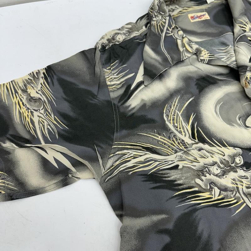 サンサーフ SUN SURF シャツ、ブラウス 半袖 雲龍 水墨画風 龍 総柄 レーヨン アロハ シャツ S 灰 / グレー / gray メンズ USED 古着 中古 50164994
