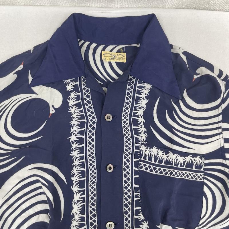 サンサーフ SUN SURF シャツ、ブラウス 半袖 M品番 東洋エンタープライズ レーヨン 総柄 アロハ シャツ m32923b M 紺 / ネイビー / navy メンズ USED 古着 中古 50165059