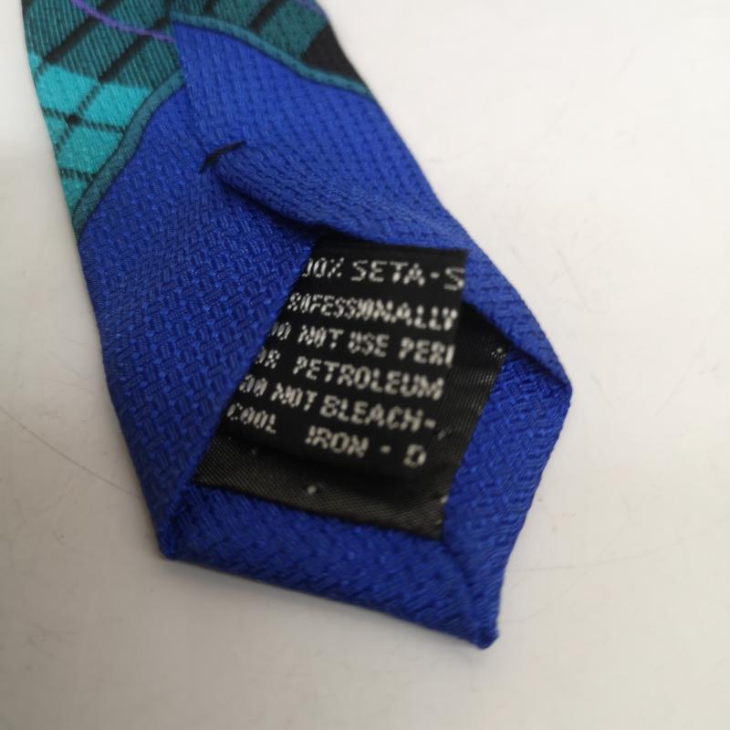ジャンニヴェルサーチ GIANNI VERSACE ネクタイ ネクタイ バロック調 フローラル 装飾 シルク ネクタイ - メンズ USED 古着 中古 50165078