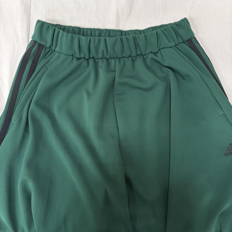 アディダス adidas スカート ロングスカート シーズナル スポーツウェア ルーズフィット ダブルニットスカート L ロゴ、文字 緑 / グリーン / green レディース USED 古着 中古 50165135