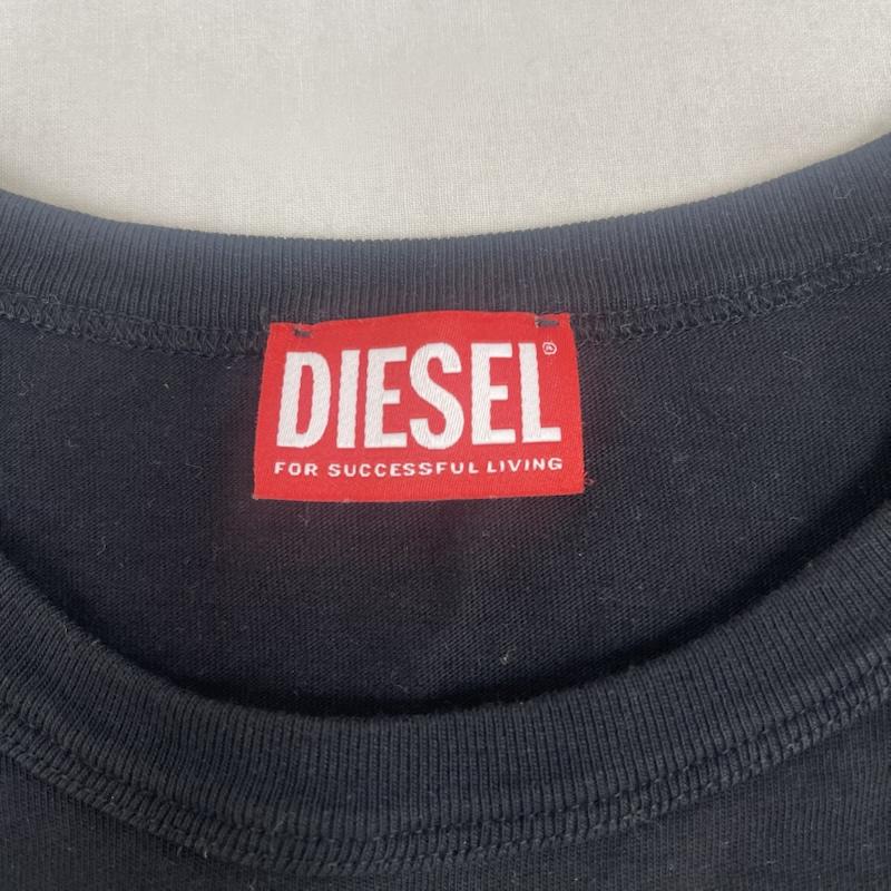 ディーゼル DIESEL タンクトップ タンクトップ T-BISCO-DD オーバル Dロゴ プレート ノースリーブ タンクトップ 黒 / ブラック / black メンズ USED 古着 中古 50165139