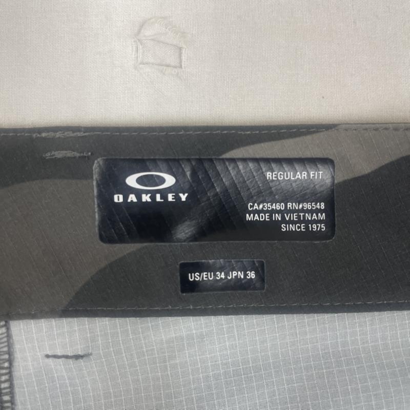 オークリー OAKLEY パンツ ワークパンツ、ペインターパンツ カモフラージュ 迷彩柄 ハーフ パンツ ショーツ foa400200 36 マルチカラー / マルチカラー / multicolor メンズ USED 古着 中古 50165147