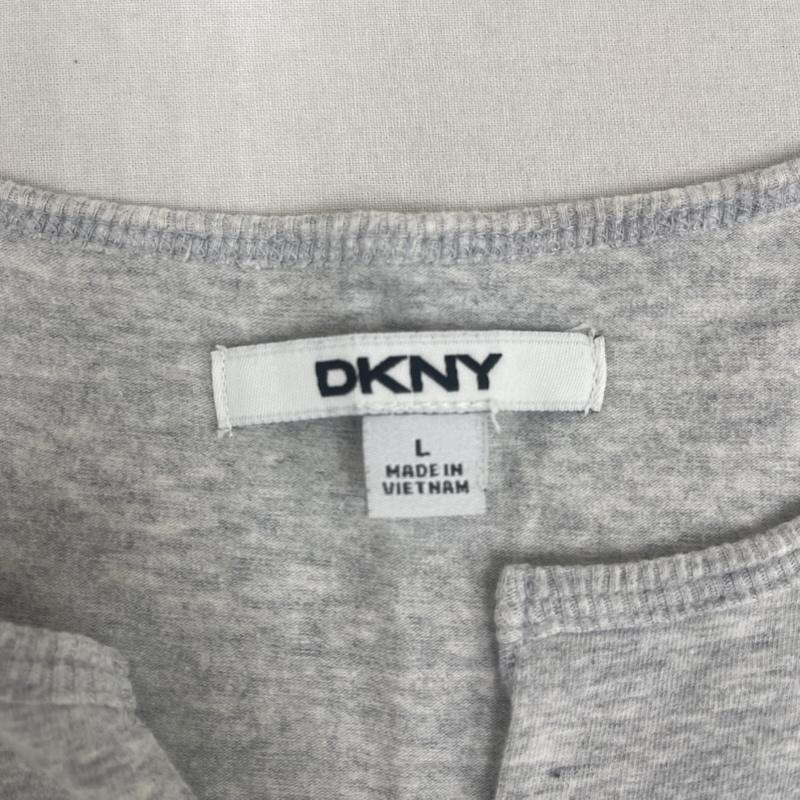 ディーケーエヌワイ DKNY Tシャツ 半袖 00s 自由の女神 ロゴ プリント Vネック Tシャツ カットソー y2k L 灰 / グレー / gray レディース USED 古着 中古 50165161