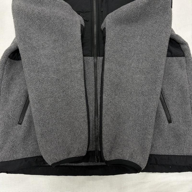 ザノースフェイス THE NORTH FACE ジャケット、上着 ジャンパー、ブルゾン フリース デナリジャケット フーディ ジップアップ ブルゾン NA72052 ロゴ 刺繍 S ロゴ、文字 X 刺繍 灰 / グレー / gray X 黒 / ブラック / black メンズ USED 古着 中古 50165167