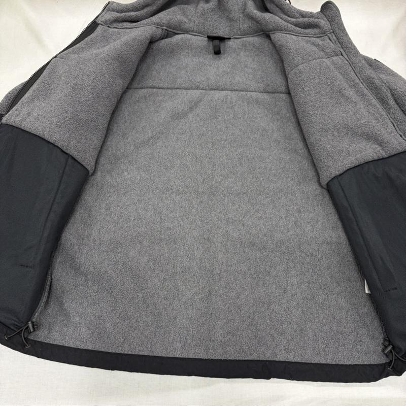 ザノースフェイス THE NORTH FACE ジャケット、上着 ジャンパー、ブルゾン フリース デナリジャケット フーディ ジップアップ ブルゾン NA72052 ロゴ 刺繍 S ロゴ、文字 X 刺繍 灰 / グレー / gray X 黒 / ブラック / black メンズ USED 古着 中古 50165167