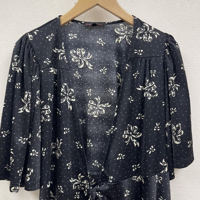ベッツィージョンソン Betsey Johnson ワンピース ひざ丈スカート ミニ丈 カシュクール風 ラップ ワンピース 羽織りガウン 4 黒 / ブラック / black レディース USED 古着 中古 50165193