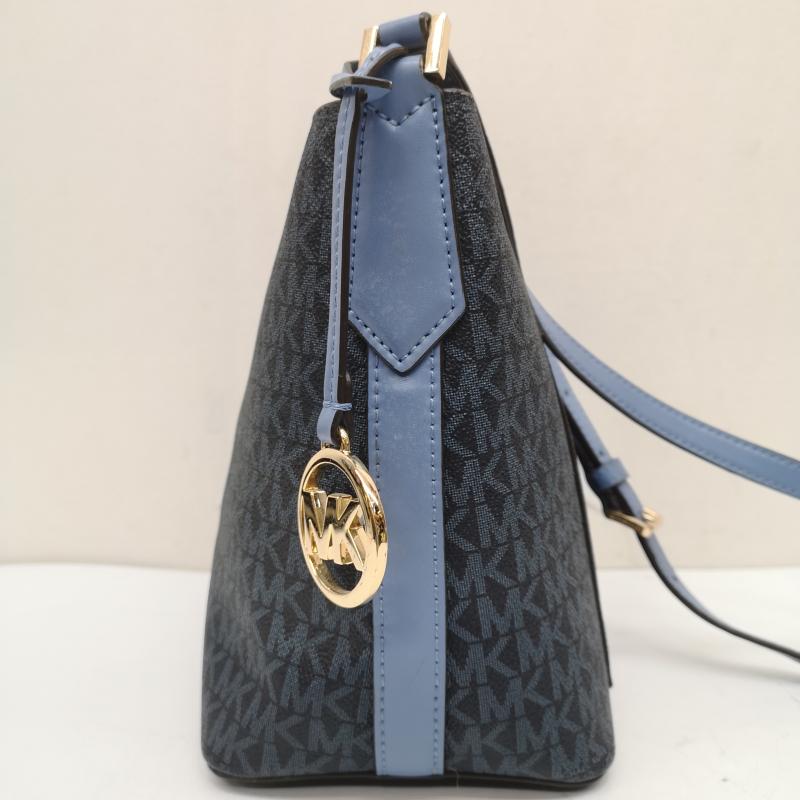 マイケルコース MICHAEL KORS ショルダーバッグ ショルダーバッグ 35F8GKFM1V Kimberly Small Bucket Bag キンバリー スモール バケット バッグ レザー チャームあり 青 / ブルー / blue レディース USED 古着 中古 50165216