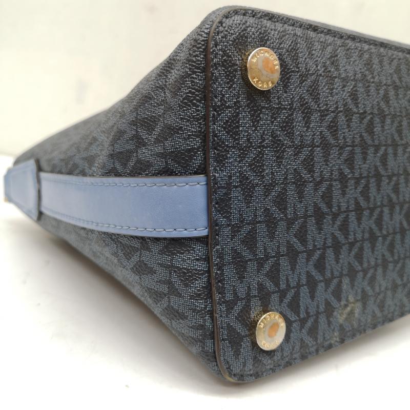 マイケルコース MICHAEL KORS ショルダーバッグ ショルダーバッグ 35F8GKFM1V Kimberly Small Bucket Bag キンバリー スモール バケット バッグ レザー チャームあり 青 / ブルー / blue レディース USED 古着 中古 50165216