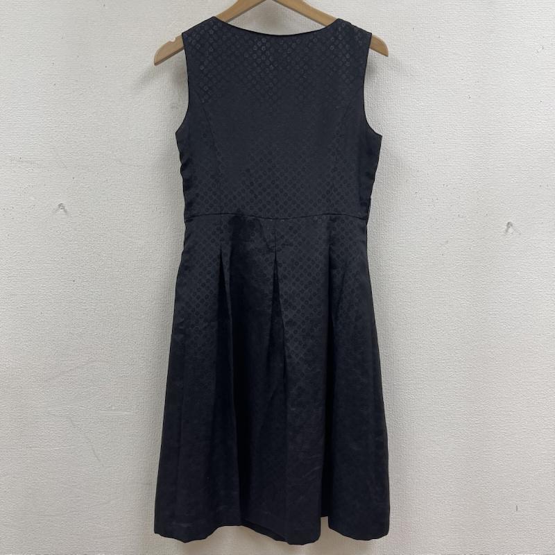 古着 USED ワンピース ひざ丈スカート CASAAMICA 日本製 ジャガード柄 ノースリーブ Aライン フレア ワンピース 223988 レディース USED 古着 中古 50165238