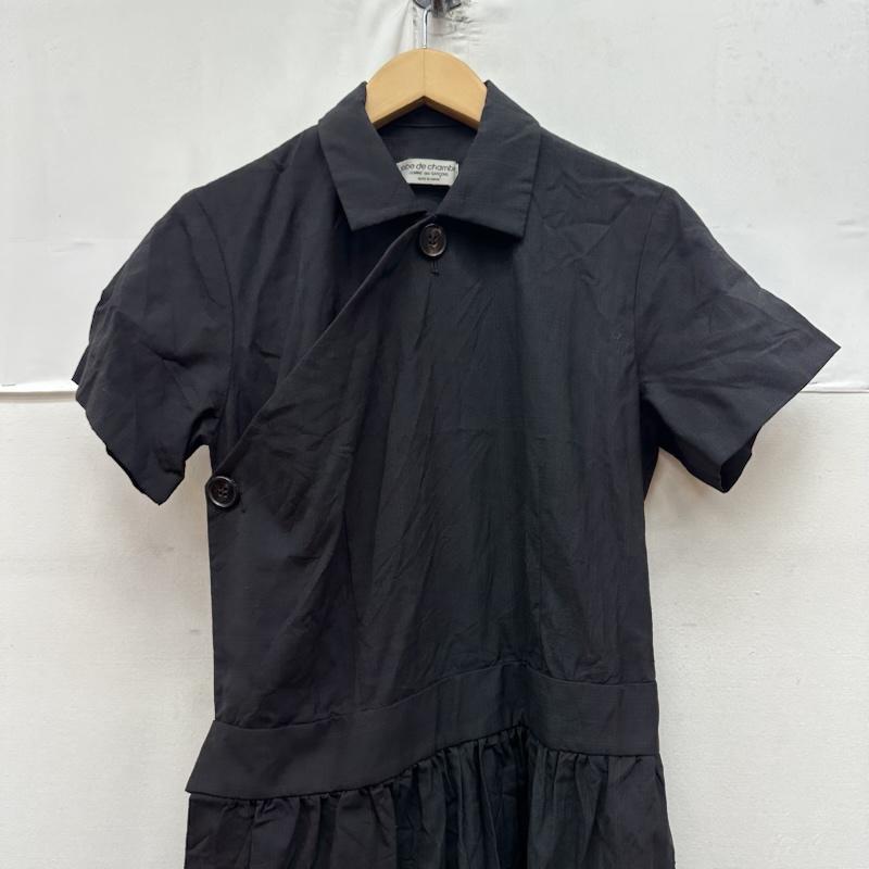 ローブドシャンブル コムデギャルソン robe de chambre COMME des GARCONS ワンピース ひざ丈スカート 02SS 半袖 ストライプ シャツ ワンピース RE-O007 - 黒 / ブラック / black レディース USED 古着 中古 50165239