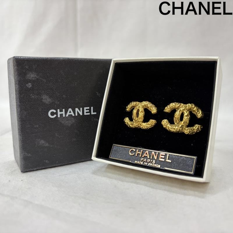 シャネル CHANEL アクセサリー ピアス ココマーク 溶岩 ラヴァ ヴィンテージ アーカイブ イヤリング - ロゴ、文字 金 / ゴールド / gold color レディース USED 古着 中古 50165241