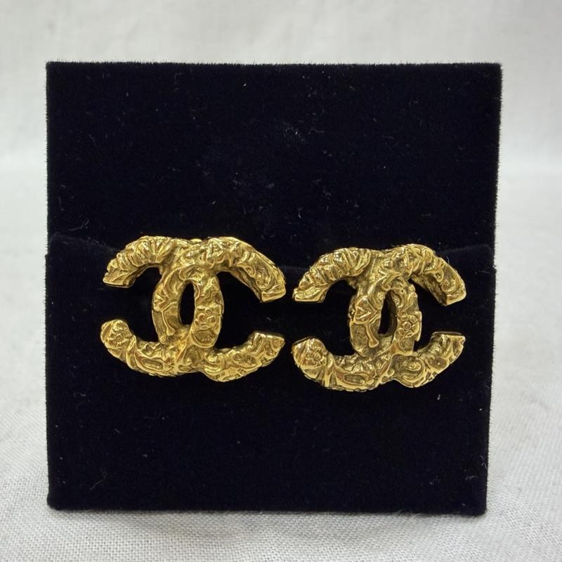 シャネル CHANEL アクセサリー ピアス ココマーク 溶岩 ラヴァ ヴィンテージ アーカイブ イヤリング - ロゴ、文字 金 / ゴールド / gold color レディース USED 古着 中古 50165241
