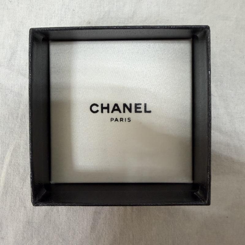シャネル CHANEL アクセサリー ピアス ココマーク 溶岩 ラヴァ ヴィンテージ アーカイブ イヤリング - ロゴ、文字 金 / ゴールド / gold color レディース USED 古着 中古 50165241