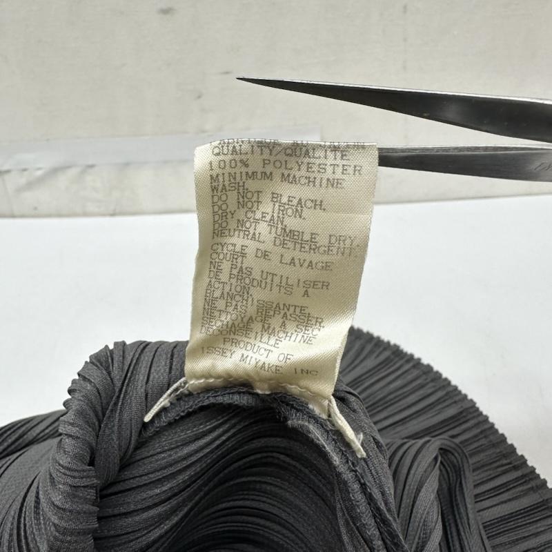 プリーツプリーズ PLEATS PLEASE カットソー 半袖 ISSEY MIYAKE プリーツ加工 ノースリーブ サイドスリット ロング カットソー PP04-JK615 3 灰 / グレー / gray レディース USED 古着 中古 50165247
