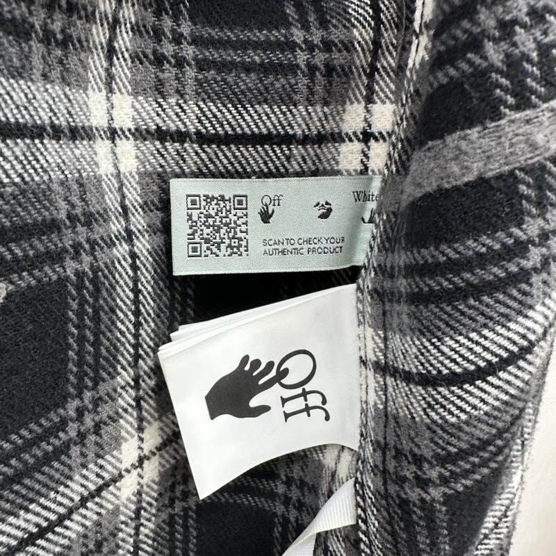オフホワイト off white シャツ、ブラウス 長袖 20AW STENCIL FLANNEL CHECK SHIRT バック プリント チェック ネル シャツ OMGA133E20FAB001 S 黒 / ブラック / black X 白 / ホワイト / white メンズ USED 古着 中古 50165301
