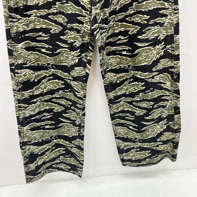エクストララージ XLARGE パンツ ワークパンツ、ペインターパンツ ×GUNG-HO ガンホーコラボ ベイカーパンツ BAKER PANTS 32インチ カモフラージュ柄・迷彩 メンズ USED 古着 中古 50165312