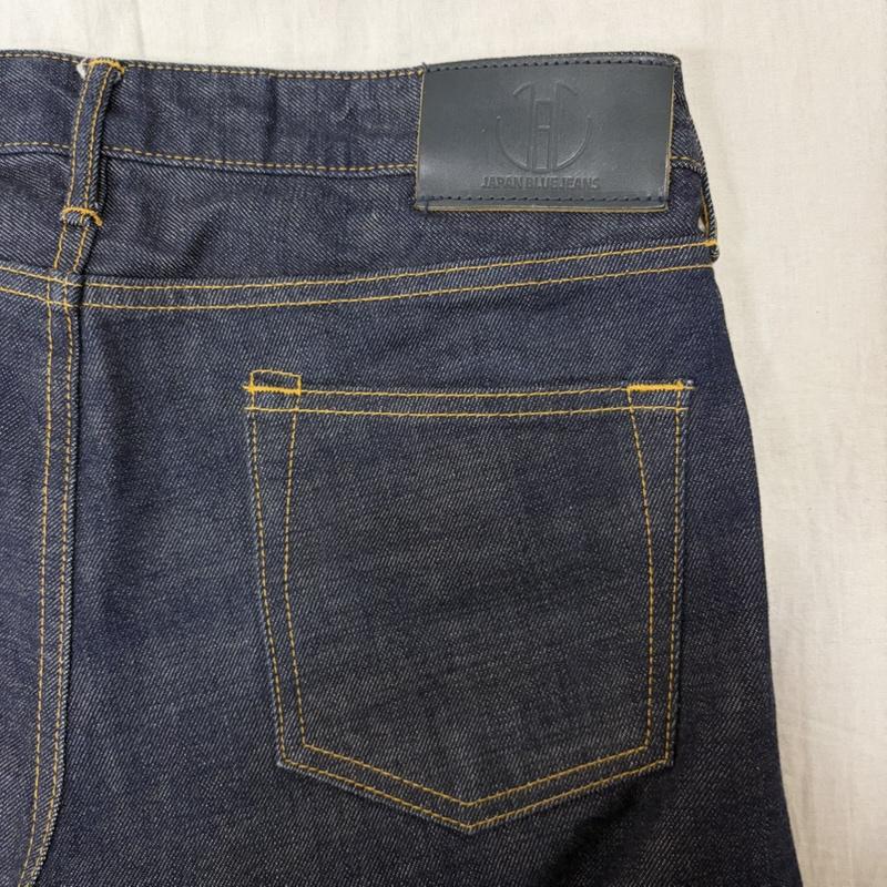 ジャパンブルージーンズ JAPAN BLUE JEANS パンツ デニム、ジーンズ スビンゴールド綿ヴィンテージセルヴィッチモデル デニム 13.5oz TJB6104 30インチ 無地 紺 / ネイビー / navy メンズ USED 古着 中古 50165317