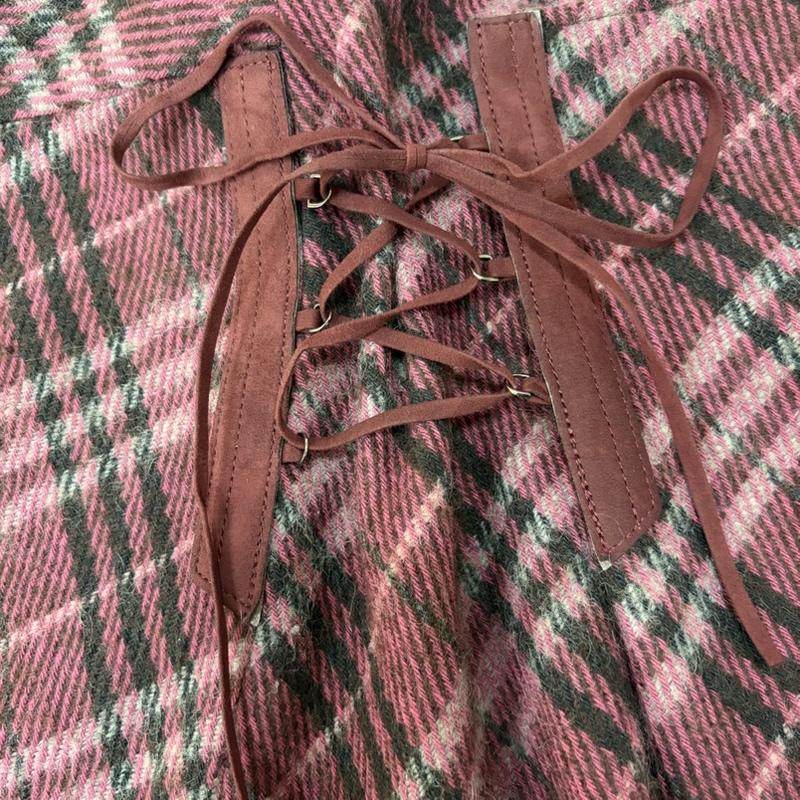 バーバリーロンドン Burberry London スカート ミニスカート ラップスカート風 フレアミニスカート リボン チェック 赤系 38 チェック 桃 / ピンク / pink X えんじ / ワインレッド / dark red レディース USED 古着 中古 50165326