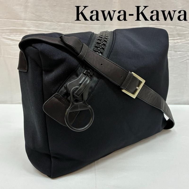 カワカワ Kawa-Kawa ショルダーバッグ ショルダーバッグ ビッグファスナー ウェット レザー ショルダーバッグ 斜め掛け A4収納 - レディース USED 古着 中古 50165343