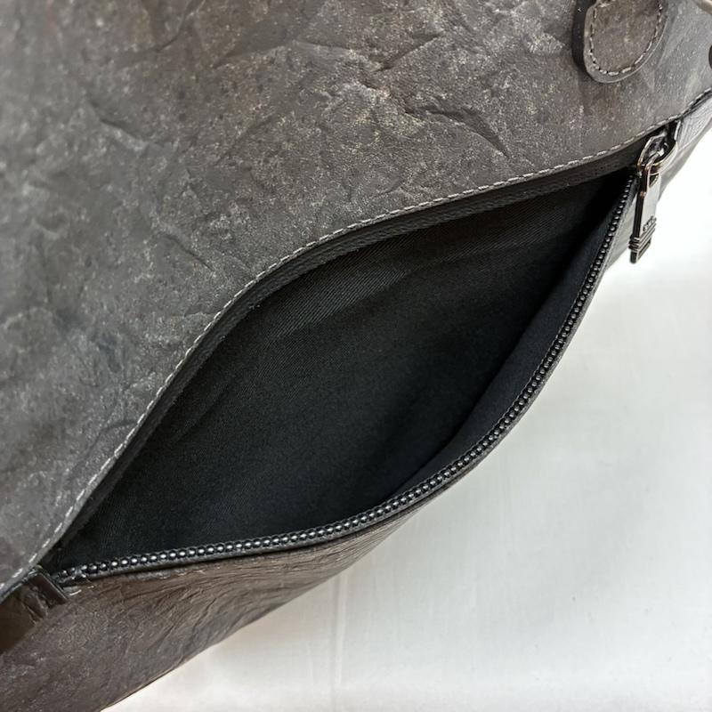カワカワ Kawa-Kawa ショルダーバッグ ショルダーバッグ 円形 サークル 2WAY 手持ち ハンドバッグ 斜め掛け ショルダーバッグ - レディース USED 古着 中古 50165347