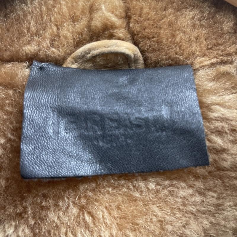 古着 USED コート 毛皮、ファー FAR EAST -ISM- リアルムートン 羊革 ダブルブレスト コート ベージュ / ベージュ / beige メンズ USED 古着 中古 50165409