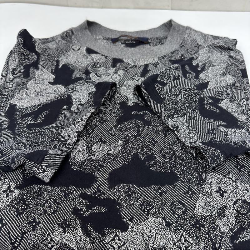 ルイヴィトン LOUIS VUITTON Tシャツ 半袖 LVロゴ ジャカード コットン モノグラム カモフラージュ Tシャツ RM202M UYO HJY06W S 紺 / ネイビー / navy メンズ USED 古着 中古 50165422