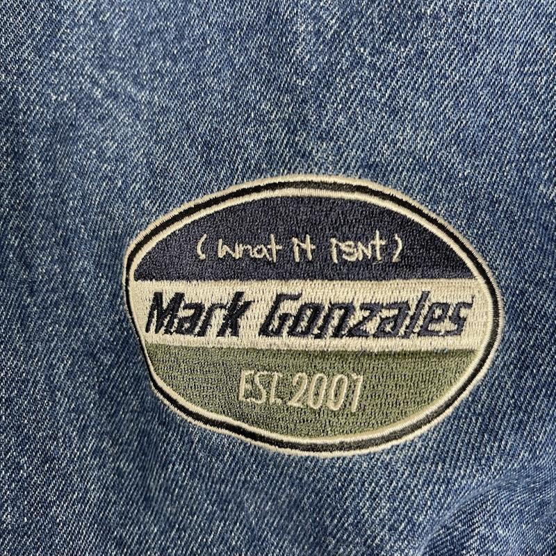 マーク・ゴンザレス Mark Gonzales ジャケット、上着 ジャンパー、ブルゾン ロゴ刺繍 切替デザイン デニム スタジアム ジャンパー スタジャン L インディゴ / インディゴ / Indigo メンズ USED 古着 中古 50165425