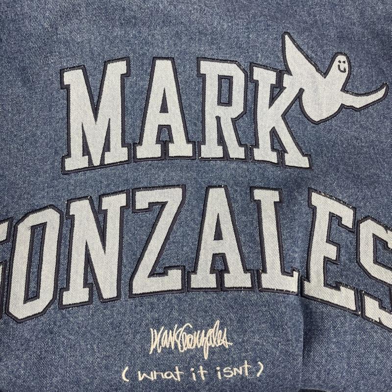 マーク・ゴンザレス Mark Gonzales ジャケット、上着 ジャンパー、ブルゾン ロゴ刺繍 切替デザイン デニム スタジアム ジャンパー スタジャン L インディゴ / インディゴ / Indigo メンズ USED 古着 中古 50165425