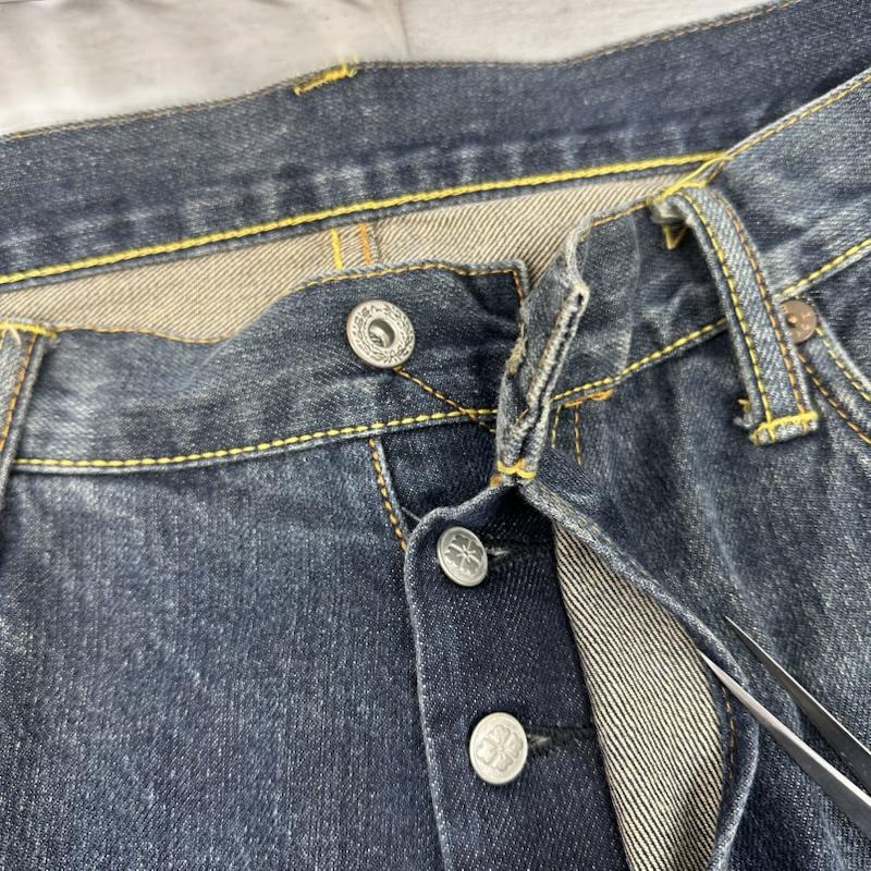 エヴィス EVISU パンツ デニム、ジーンズ W38 EVISU PARIS カモメ 刺繍 ボタンフライ デニム パンツ 0001 38インチ インディゴ / インディゴ / Indigo メンズ USED 古着 中古 50165428