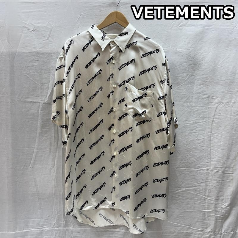 ヴェトモン VETEMENTS シャツ、ブラウス 半袖 UE52SH260B ロゴ 総柄 ナイロン オーバーサイズ 半袖 シャツ S 白 / ホワイト / white X 黒 / ブラック / black メンズ USED 古着 中古 50165458