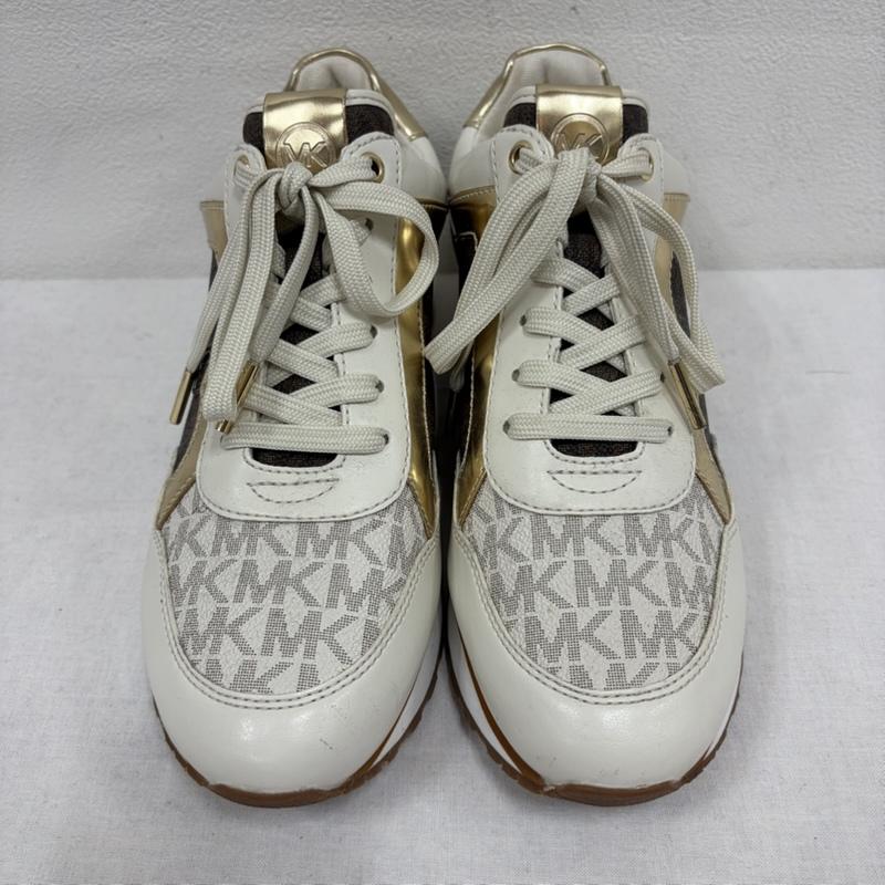 マイケルコース MICHAEL KORS スニーカー スニーカー MK ロゴ モノグラム レザー ローカット スニーカー 23.5cm ロゴ、文字 白 / ホワイト / white X 茶 / ブラウン / brown X 金 / ゴールド / gold color レディース USED 古着 中古 50165524