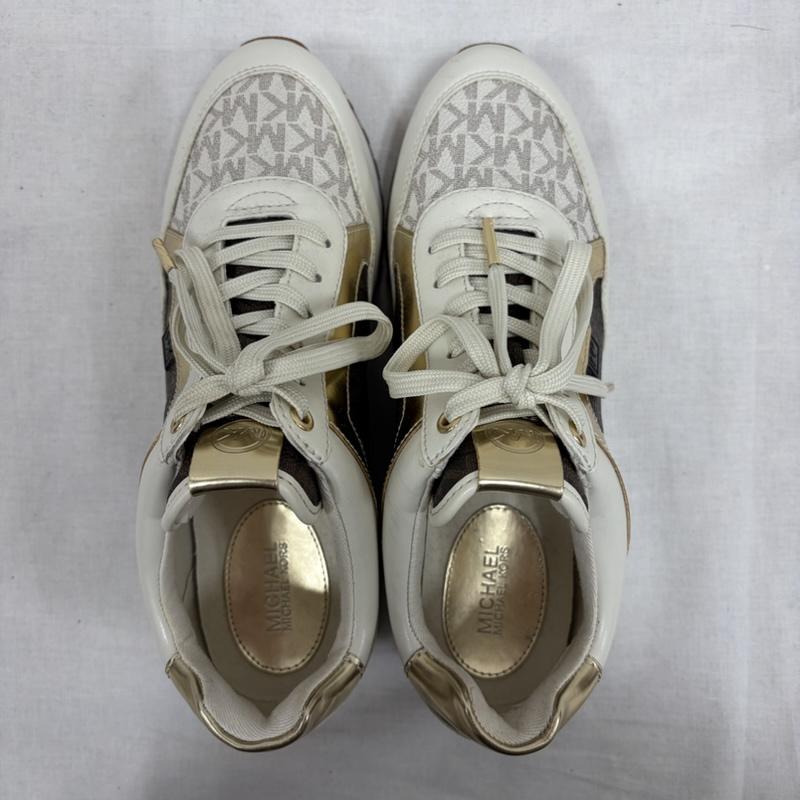 マイケルコース MICHAEL KORS スニーカー スニーカー MK ロゴ モノグラム レザー ローカット スニーカー 23.5cm ロゴ、文字 白 / ホワイト / white X 茶 / ブラウン / brown X 金 / ゴールド / gold color レディース USED 古着 中古 50165524