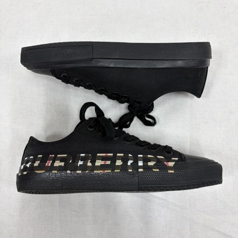 バーバリー BURBERRY スニーカー スニーカー ローカット キャンバス スニーカー ノバチェック 36 ラークホール 23.0cm ロゴ、文字 X プリント X チェック 黒 / ブラック / black X ベージュ / ベージュ / beige レディース USED 古着 中古 50165531