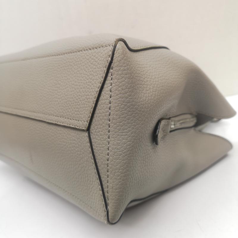 マイケルコース MICHAEL KORS ショルダーバッグ ショルダーバッグ 2way ショルダーバッグ ハンドバッグ - 灰 / グレー / gray レディース USED 古着 中古 50165549