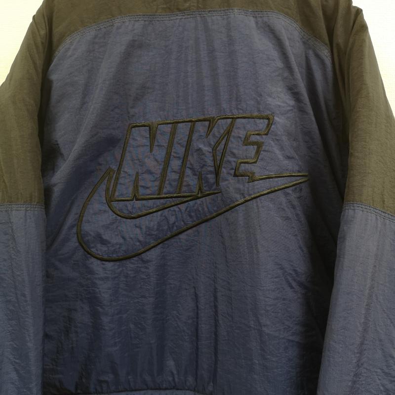ナイキ NIKE コート ダウンコート 90s ビッグロゴ スウォッシュ 中綿 キルティング 内ポケット ロゴ刺繡 ナイロンジャケット ベンチコート L 紺 / ネイビー / navy メンズ USED 古着 中古 50165562